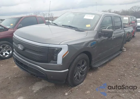 2025 Ford F-150 Lightning Flash z USA, uszkodzony, nr VIN 1FTVW3L71SWG05420